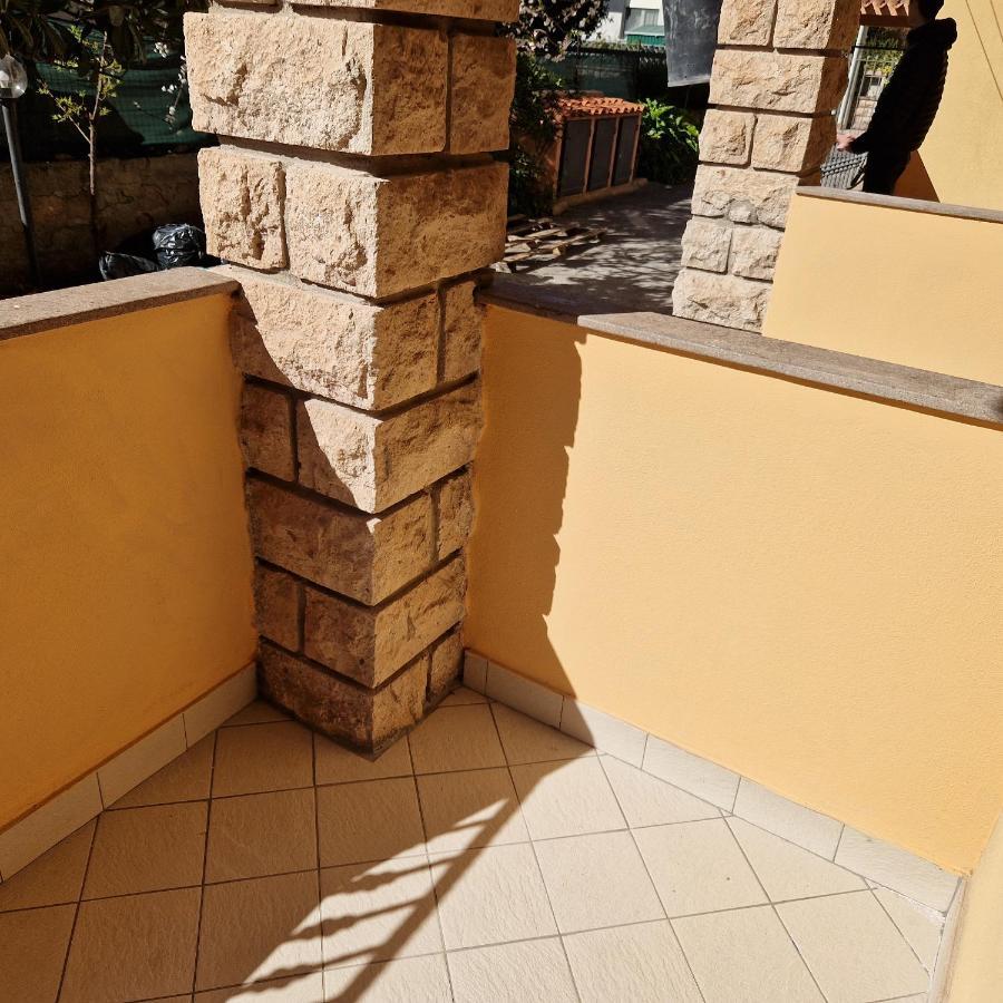 Appartamento Casa Vostra 博萨 外观 照片