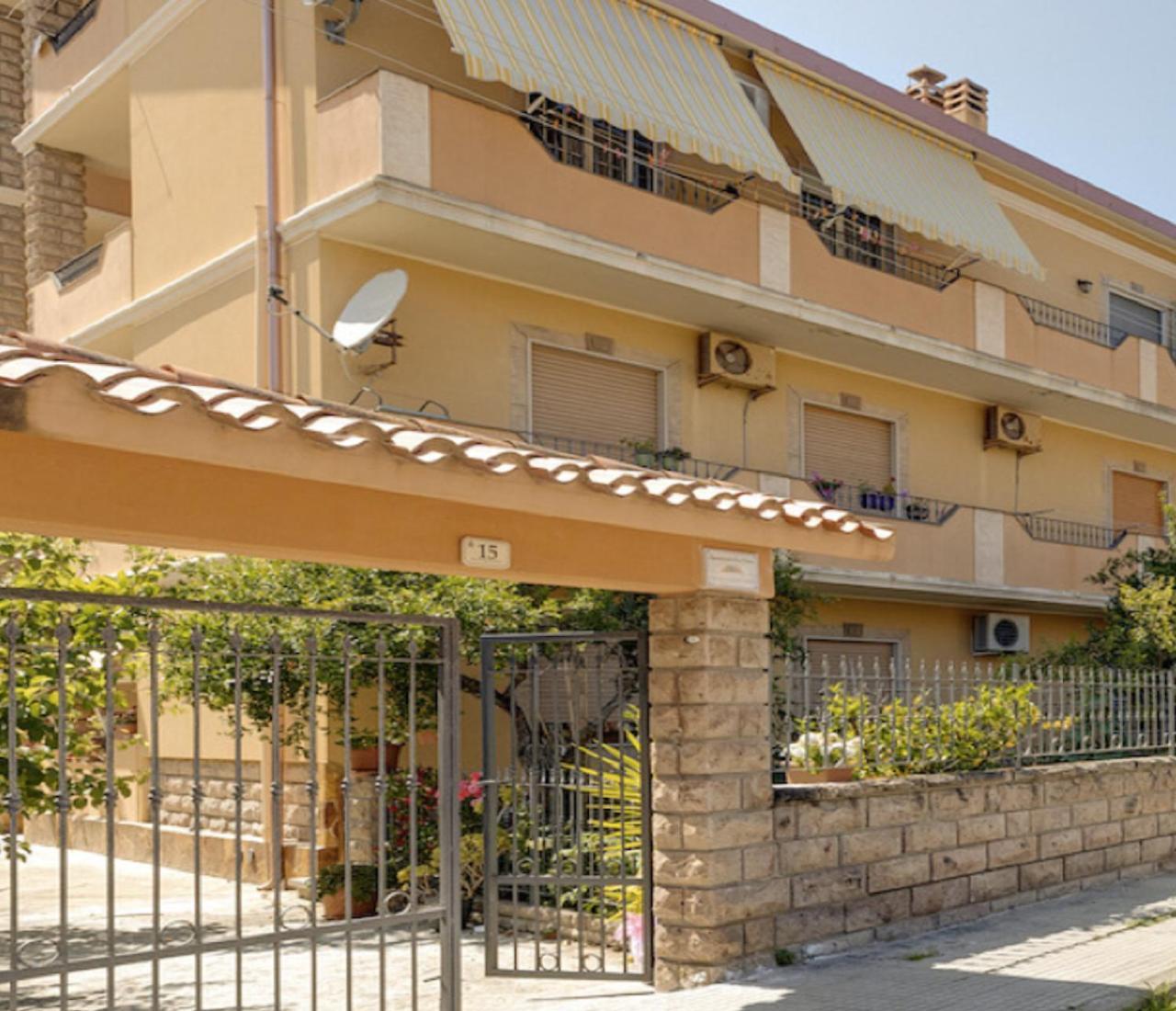 Appartamento Casa Vostra 博萨 外观 照片